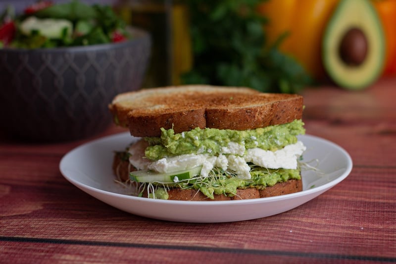 Avocado Chickpea Salad